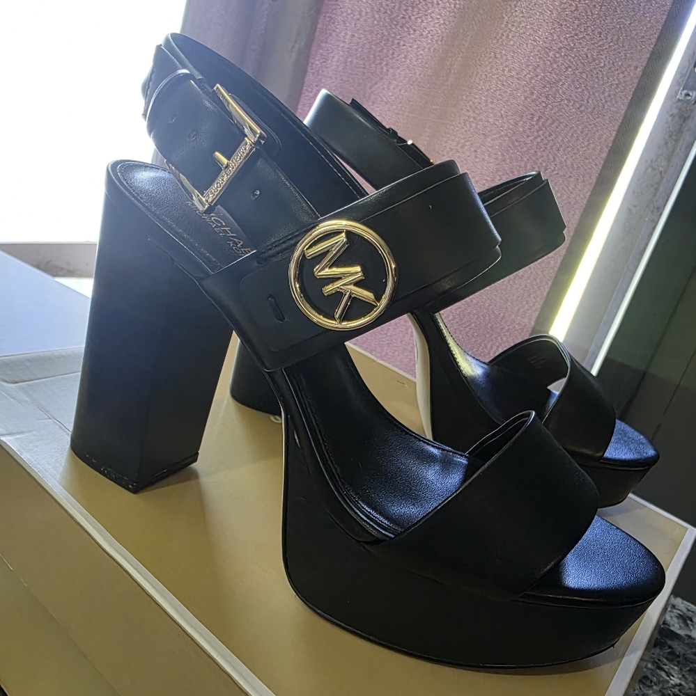 Michael Kors Black Platform Shoes Sleek Design - Picture 3 of 5